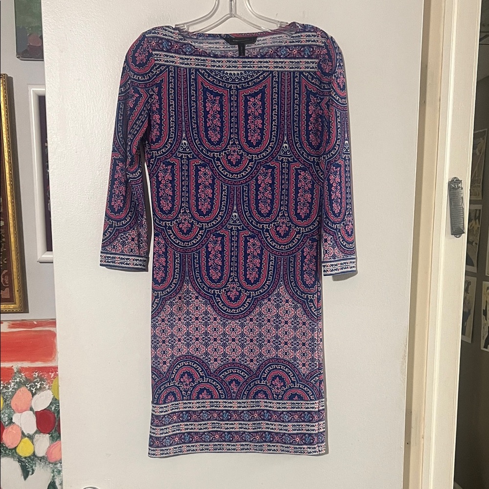 BCBG Max Azria round neck 3/4 sleeve dress